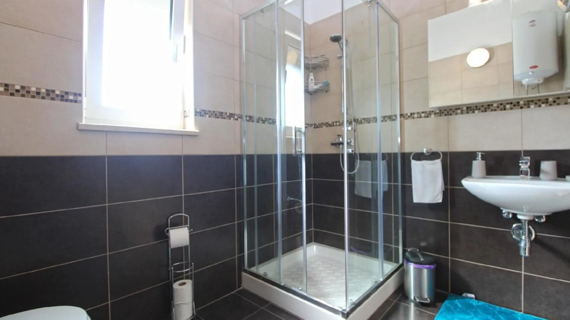 Ferienhaus Fuer 8 Personen Ca 90 Qm In Banjole, Istrien Istrische Riviera Holiday home
